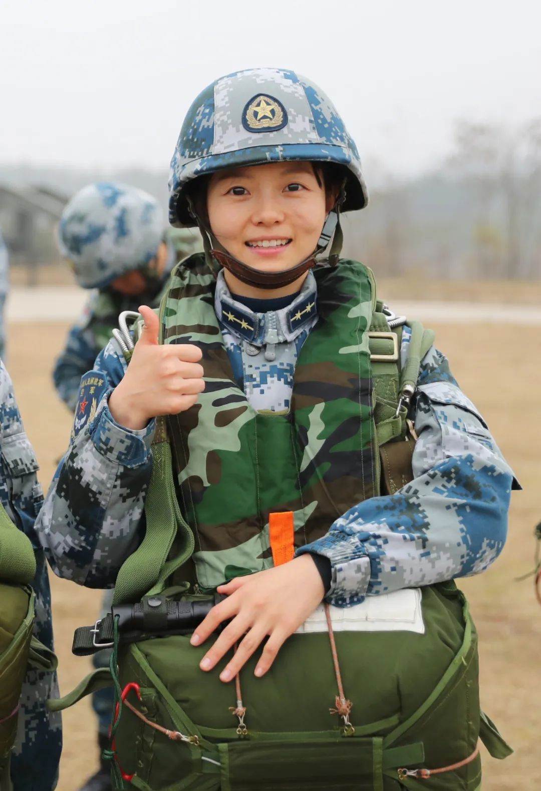 29张大图：穿军装的女兵，太好看了！（13）