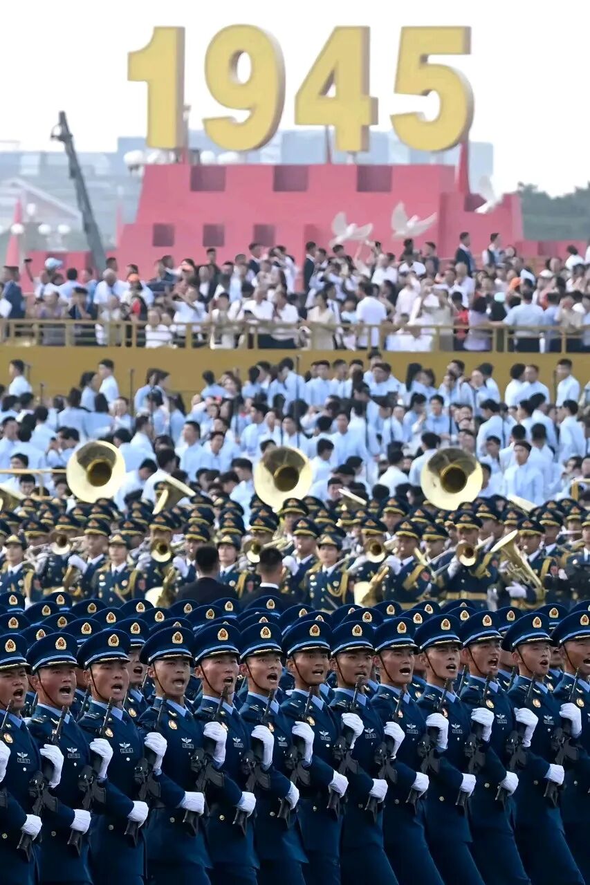 电子对抗兵是什么兵种?主要任务、训练方式及核心技能解析 电子对抗兵是什么兵种?主要任务、训练方式及核心技能解析