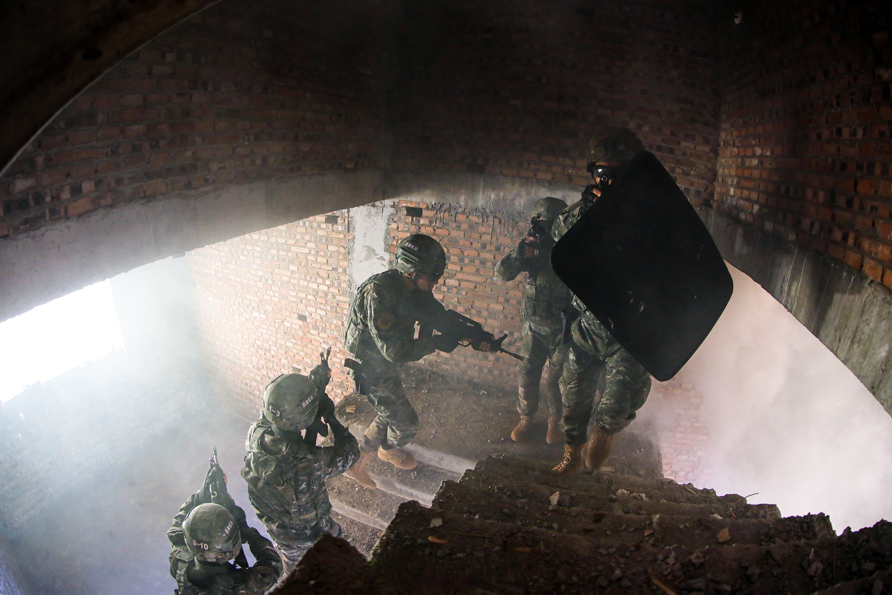 参军资格的具体要求有哪些？